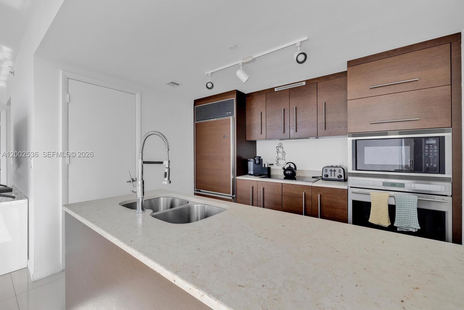 485 Brickell Ave 4104 photo 4