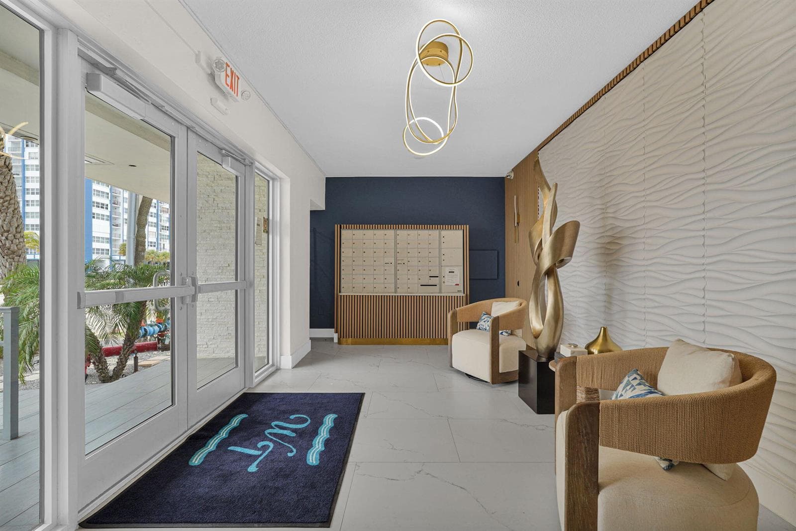 1701 S Ocean Drive 203 photo 23