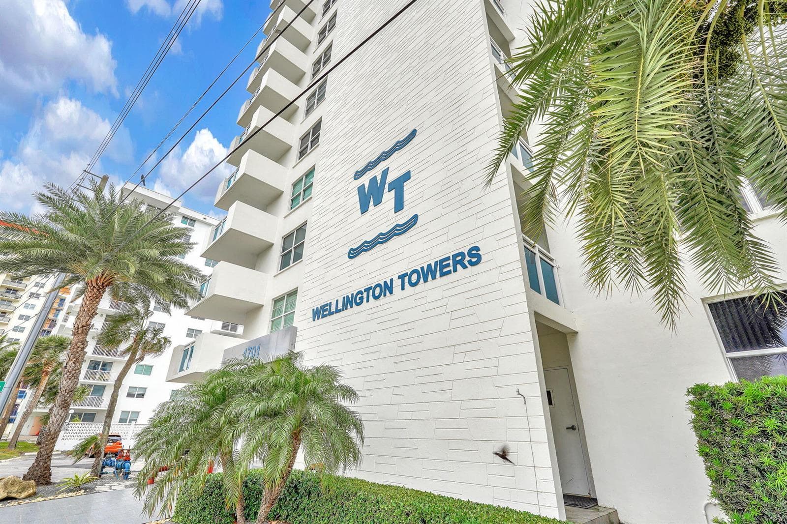 1701 S Ocean Drive 203 photo 3