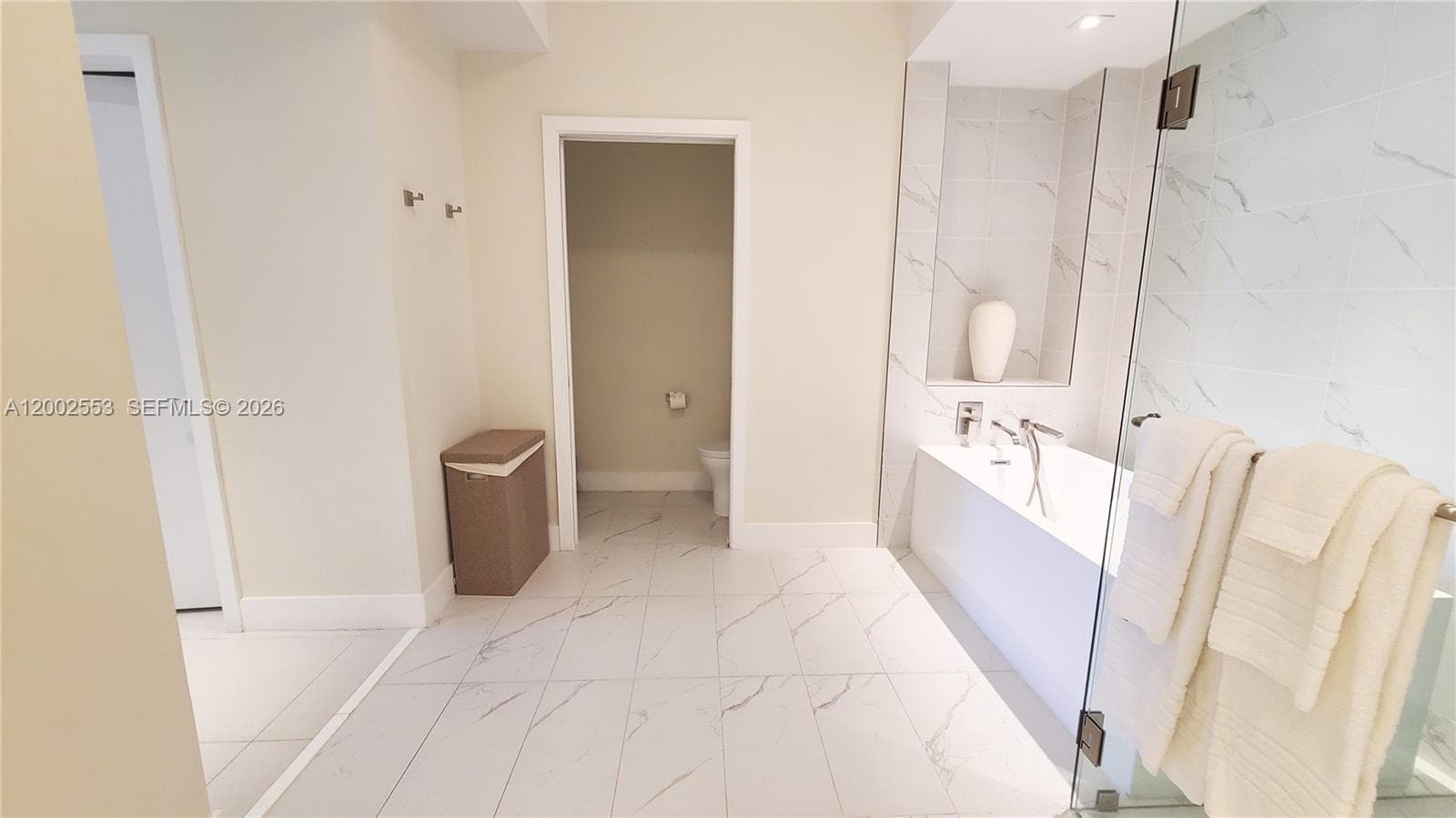 3100 Ocean Drive P1206 photo 15