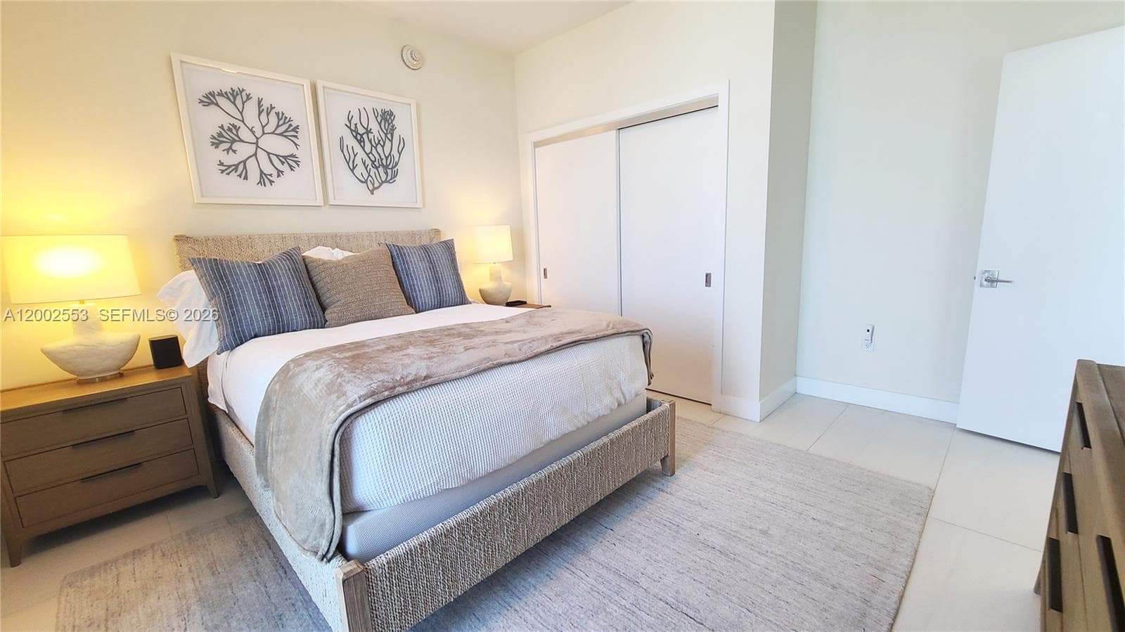 3100 Ocean Drive P1206 photo 11