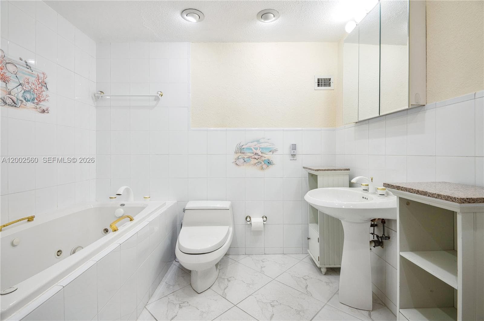 3505 OCEAN DR 212 photo 8