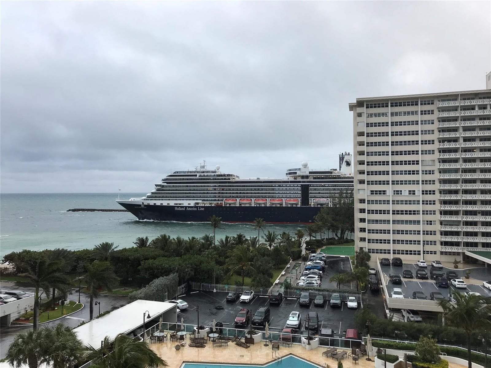 2000 S Ocean Drive 808 photo 2