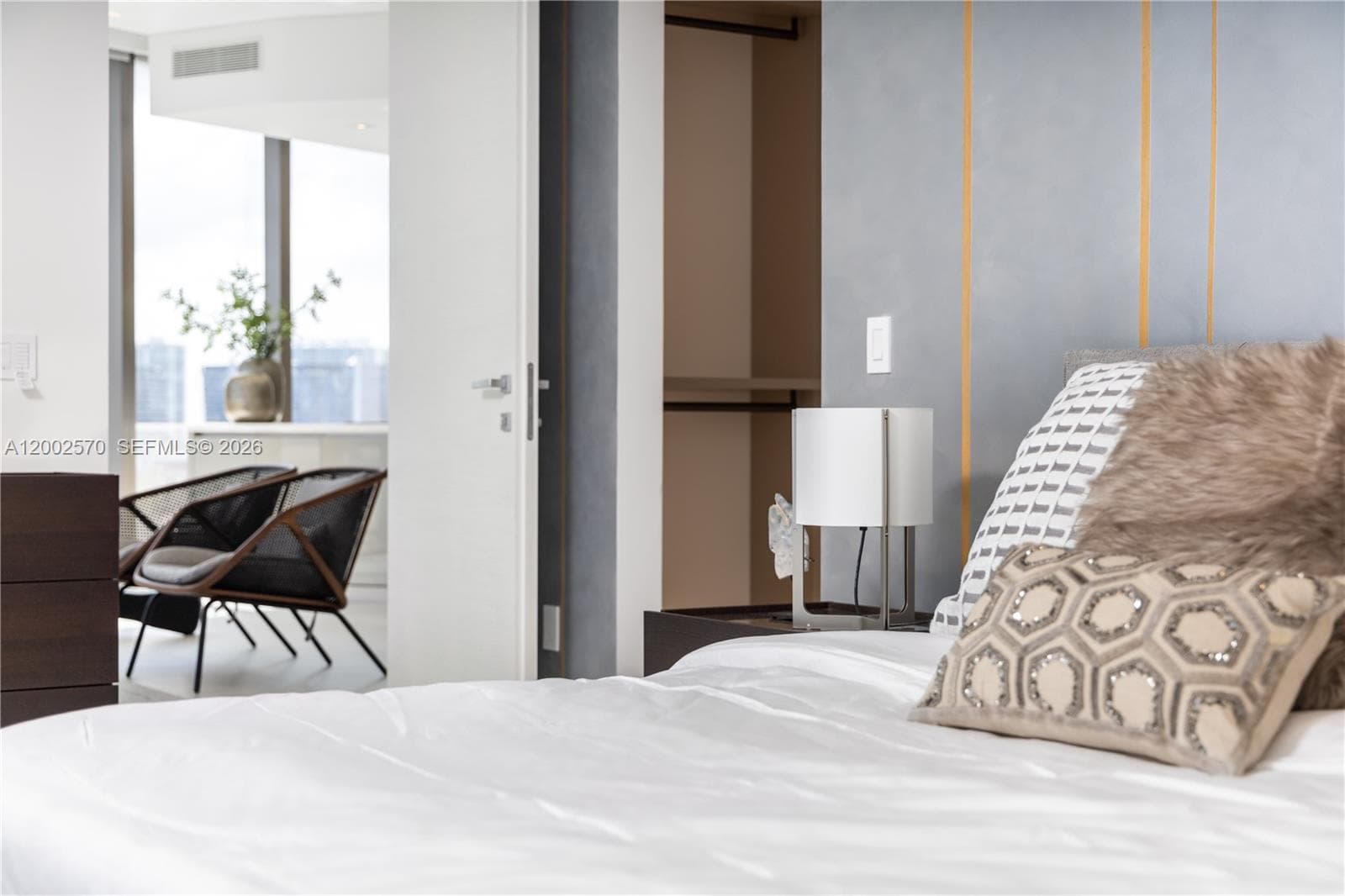 18975 Collins Ave 504 photo 13