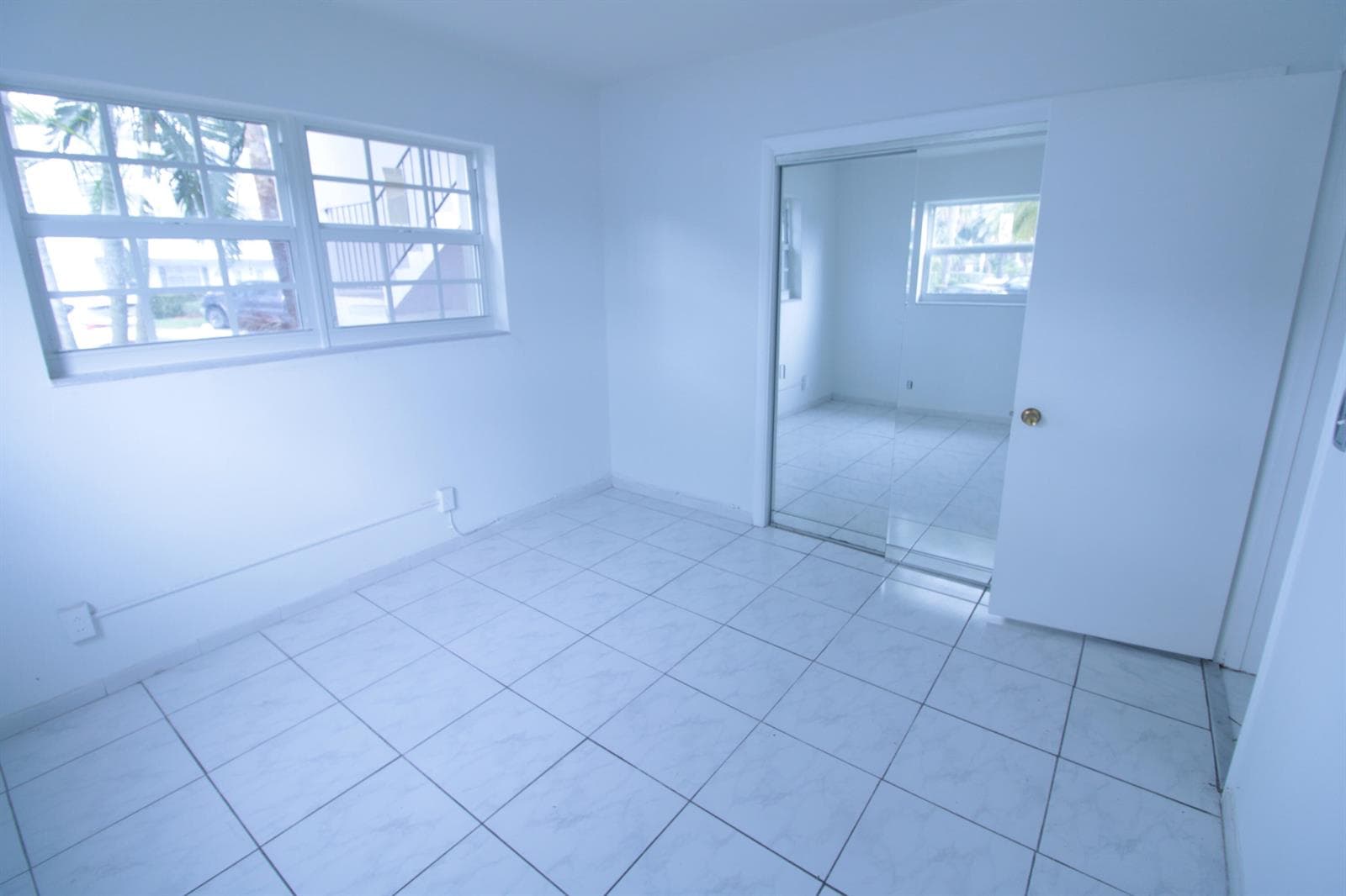465 Paradise Isle Boulevard 110 photo 10