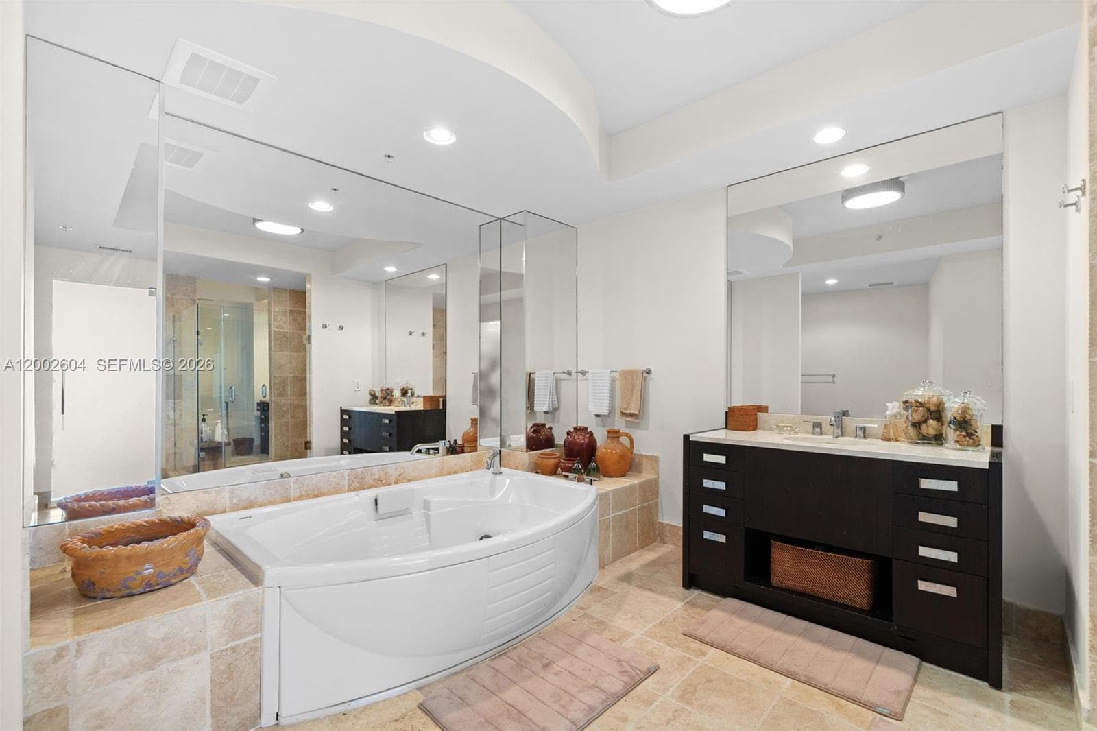 18201 Collins Ave 709 photo 14