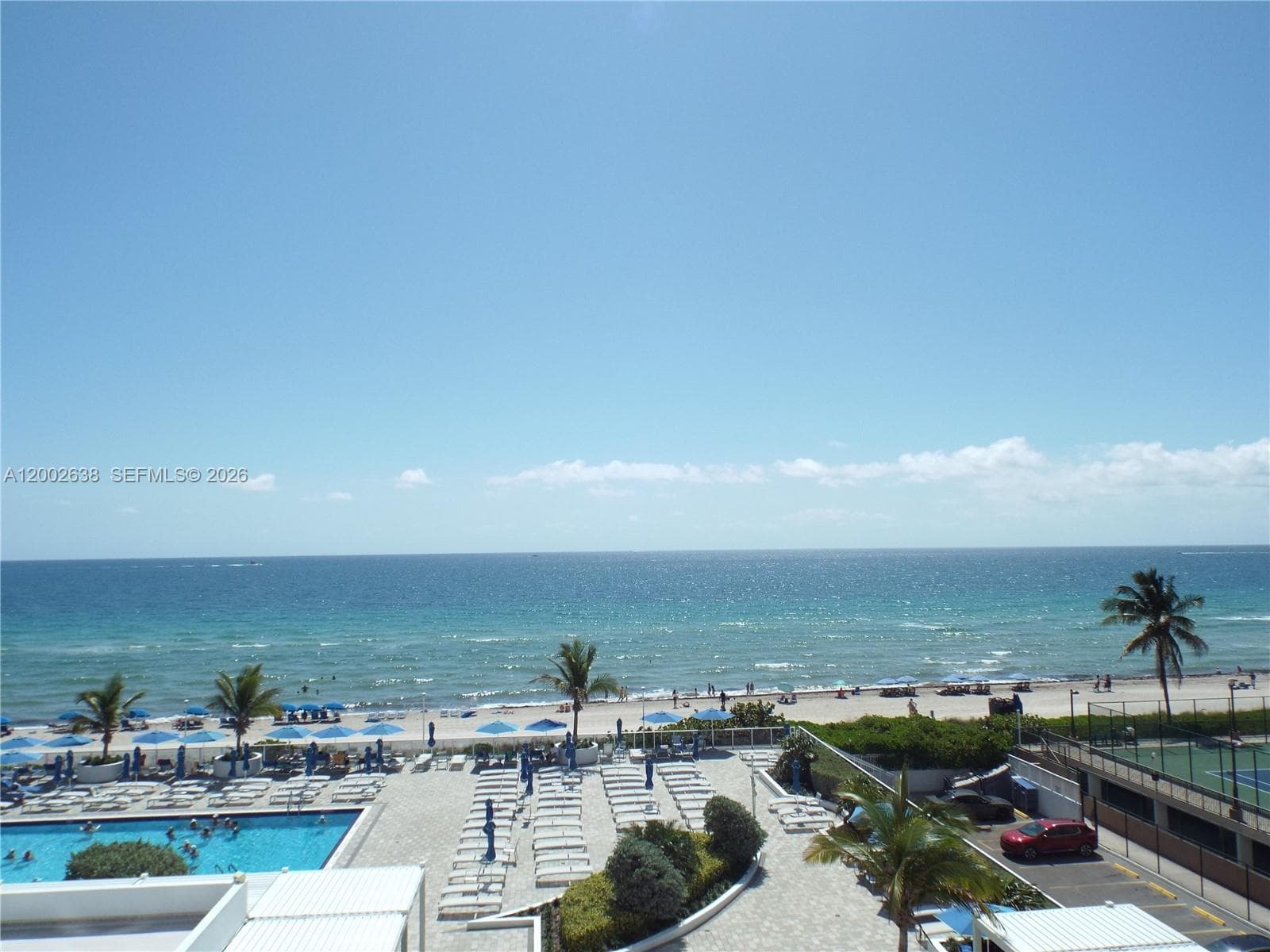 1904 Ocean Dr 603 photo 2