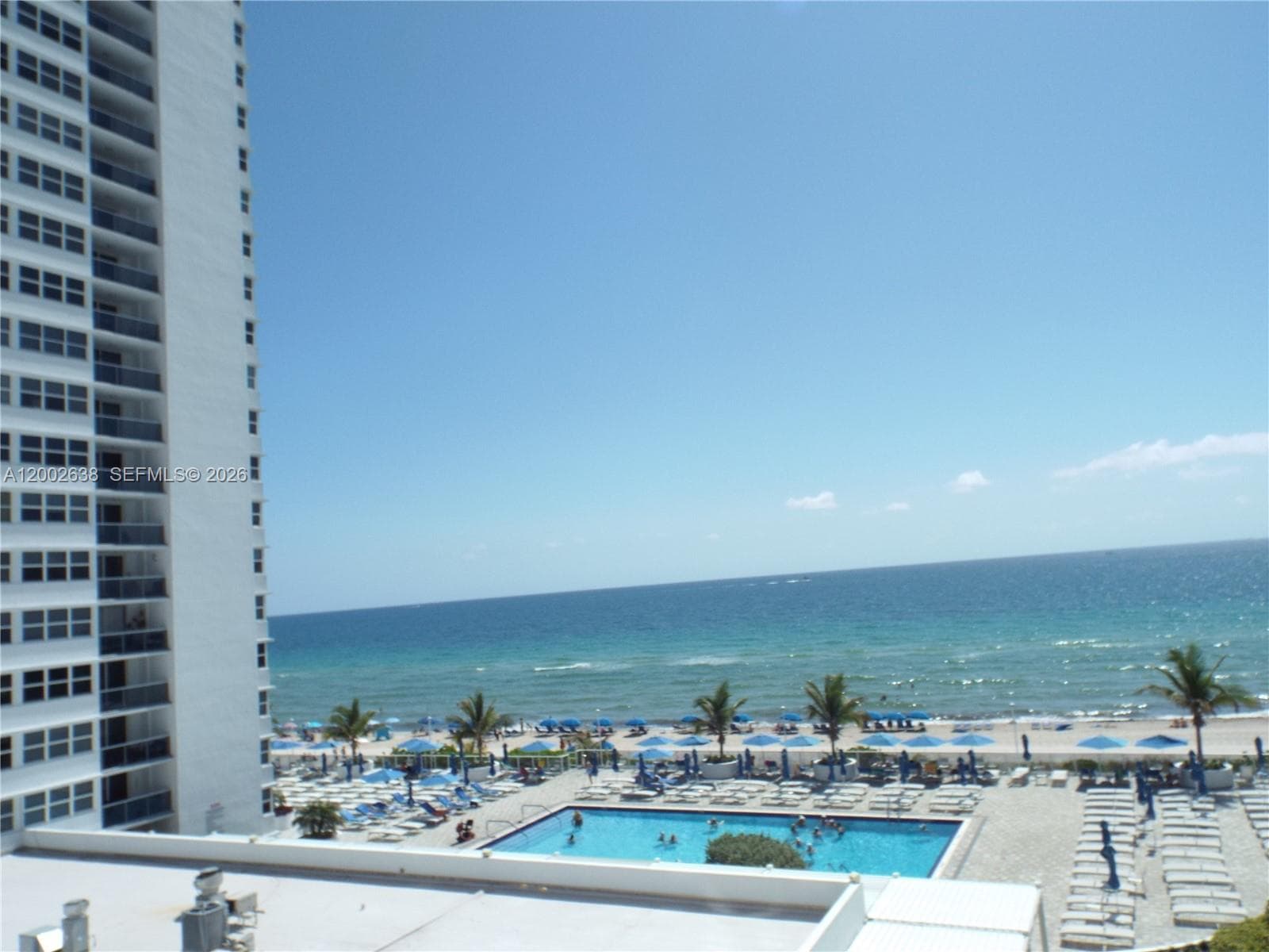 1904 Ocean Dr 603 photo 4