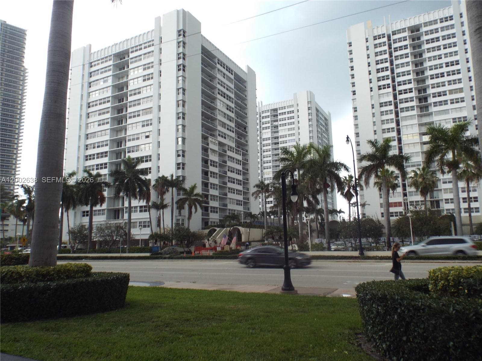 1904 Ocean Dr 603 photo 8