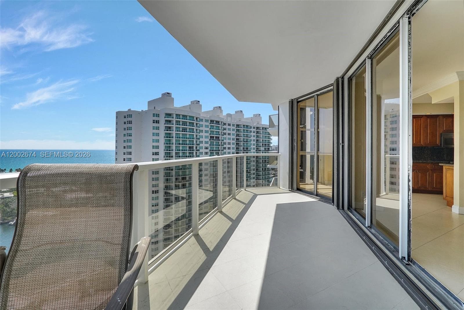 20281 Country Club Dr 2104 photo 4