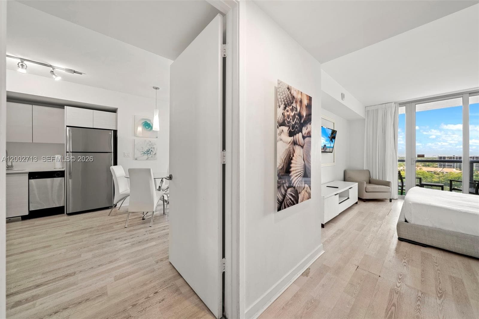 2602 Hallandale Beach Blvd R1104 photo 7