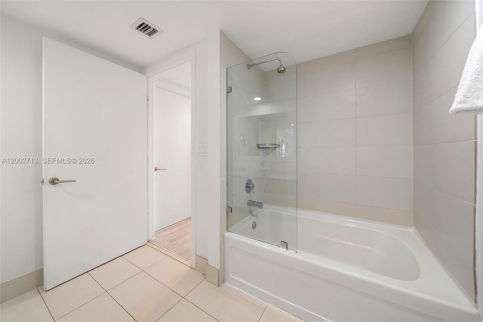 2602 Hallandale Beach Blvd R1104 photo 15