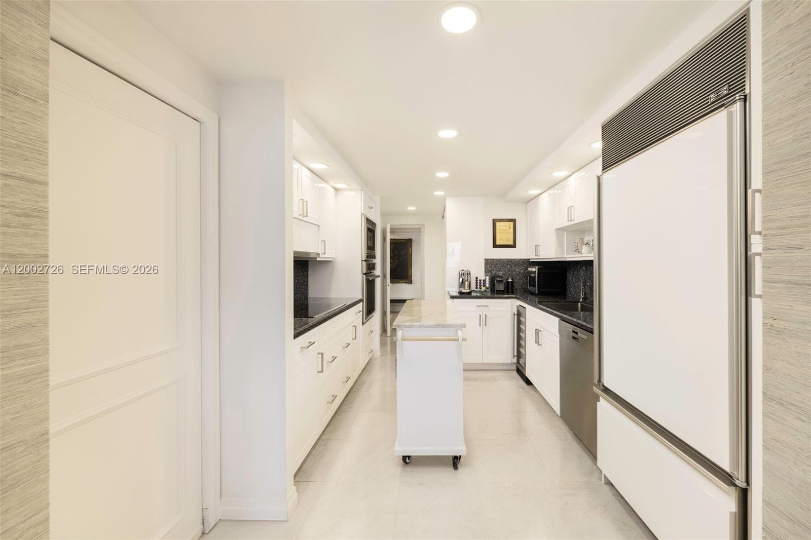 2 Grove Isle Dr B1109 photo 6