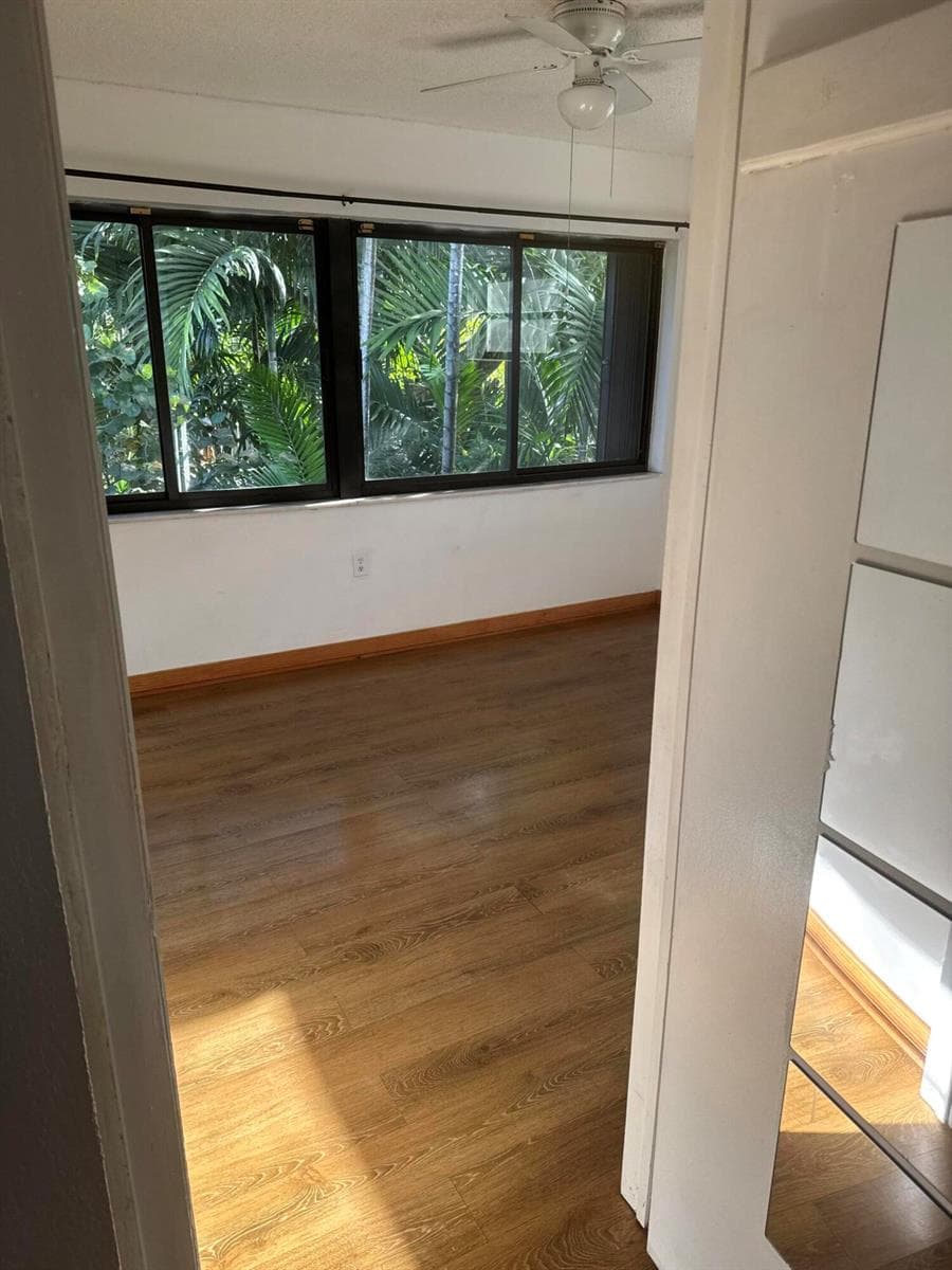1000 NW N River Drive 16 photo 15