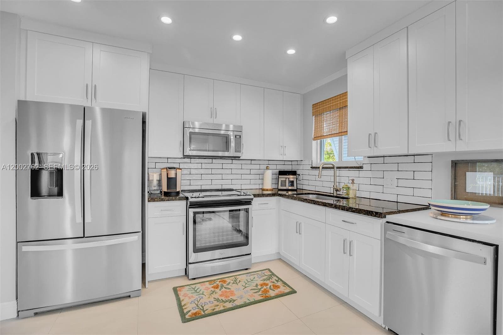 128 Dove Ave photo 13