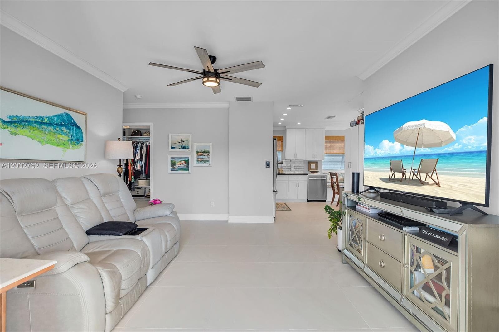 128 Dove Ave photo 7