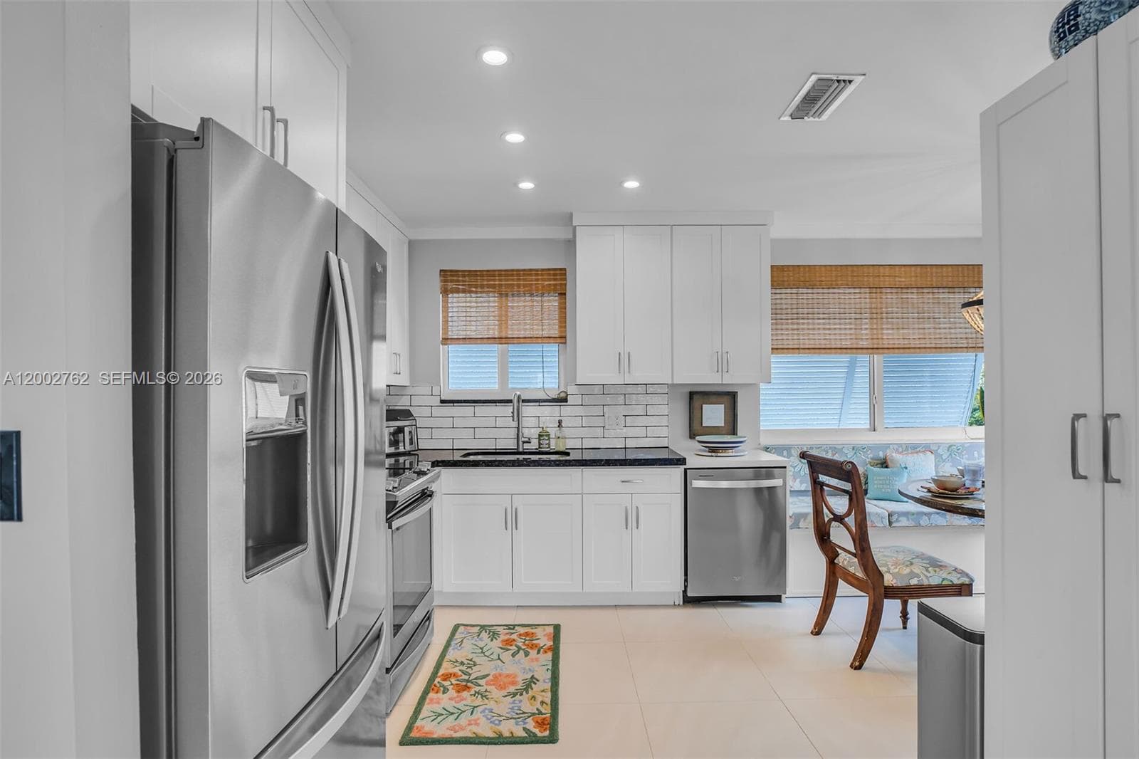 128 Dove Ave photo 10