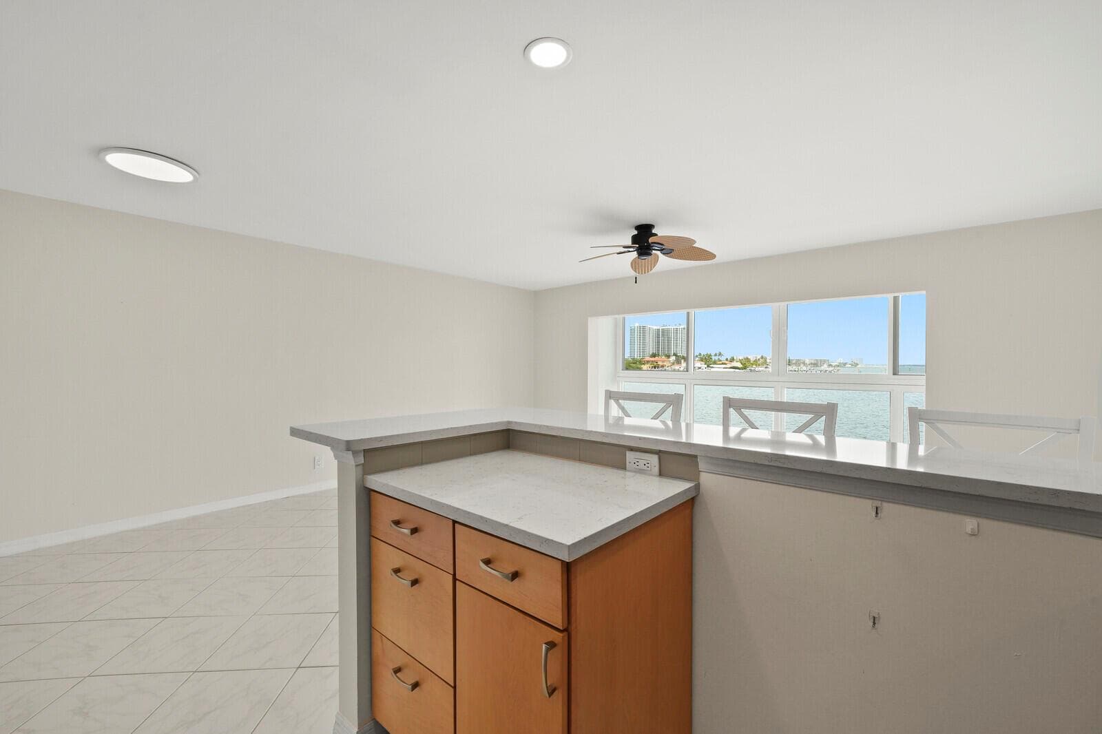 400 Wilma Circle 207 photo 12