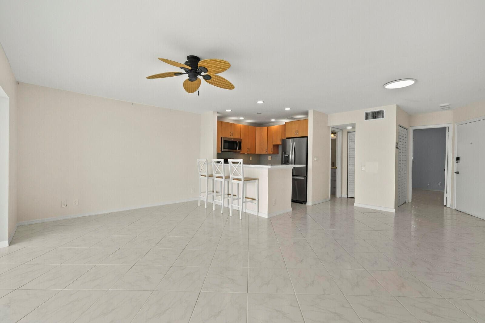 400 Wilma Circle 207 photo 14