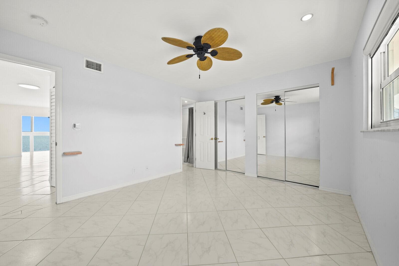 400 Wilma Circle 207 photo 21