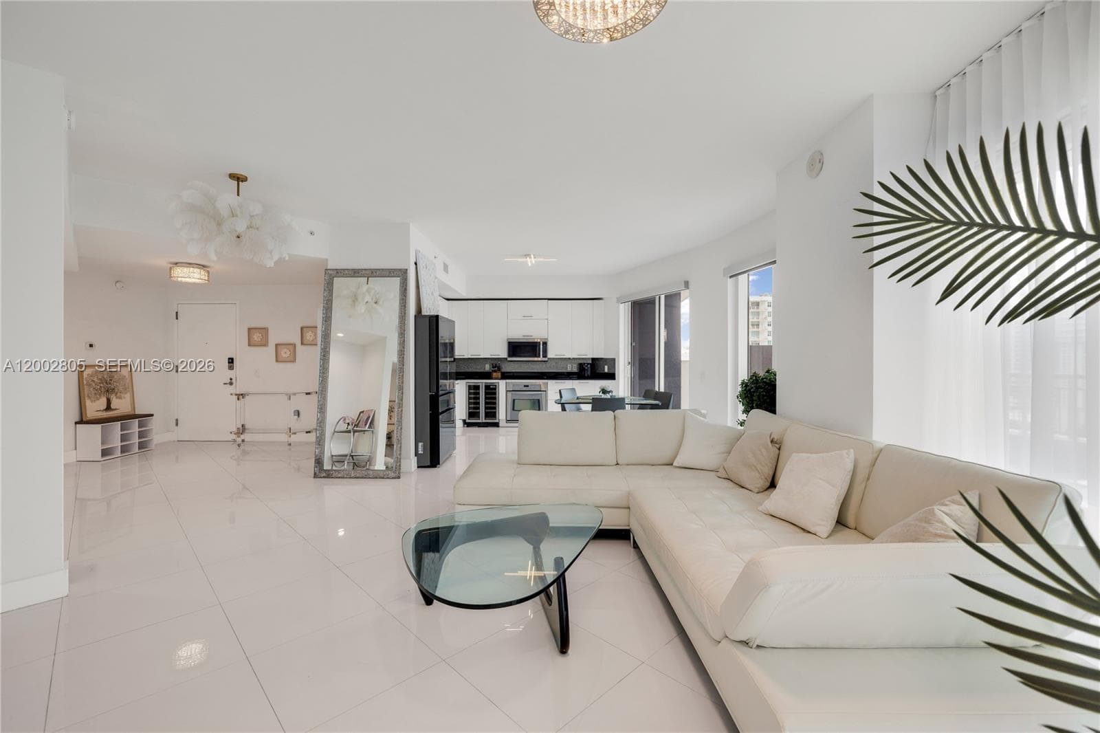 60 13t St 1124 photo 3