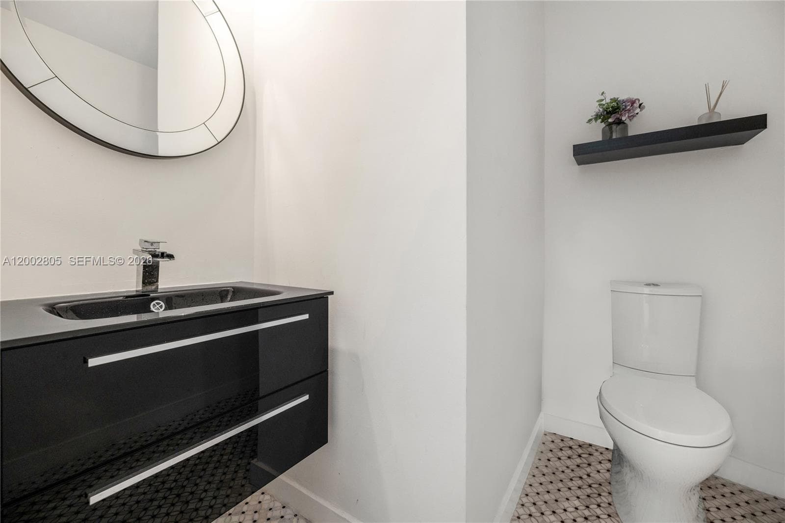 60 13t St 1124 photo 19