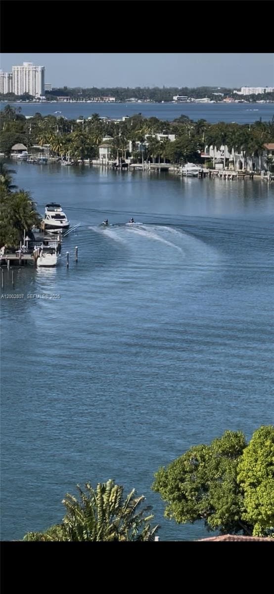 7441 Wayne Ave 11A photo 2