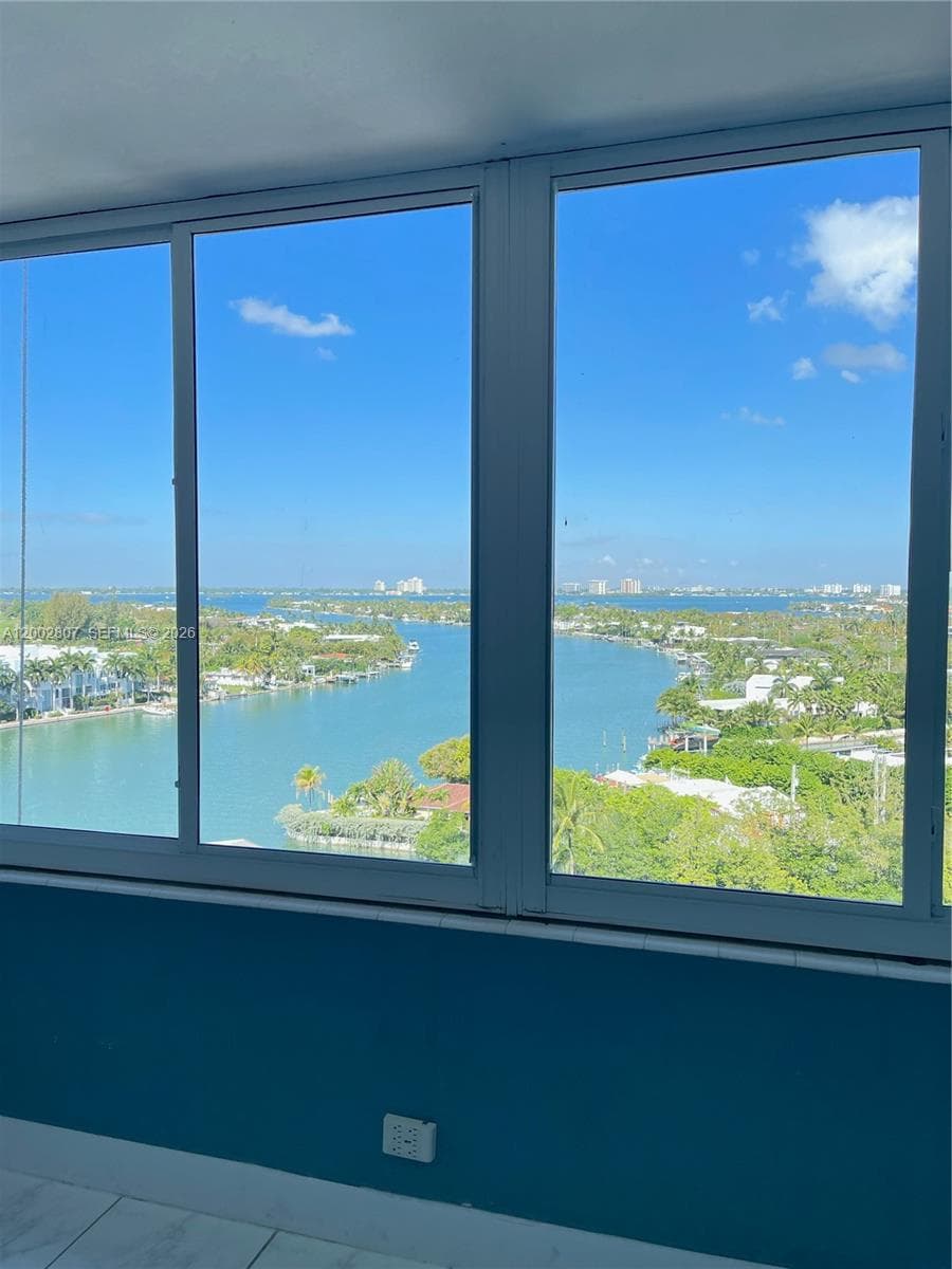 7441 Wayne Ave 11A photo 8