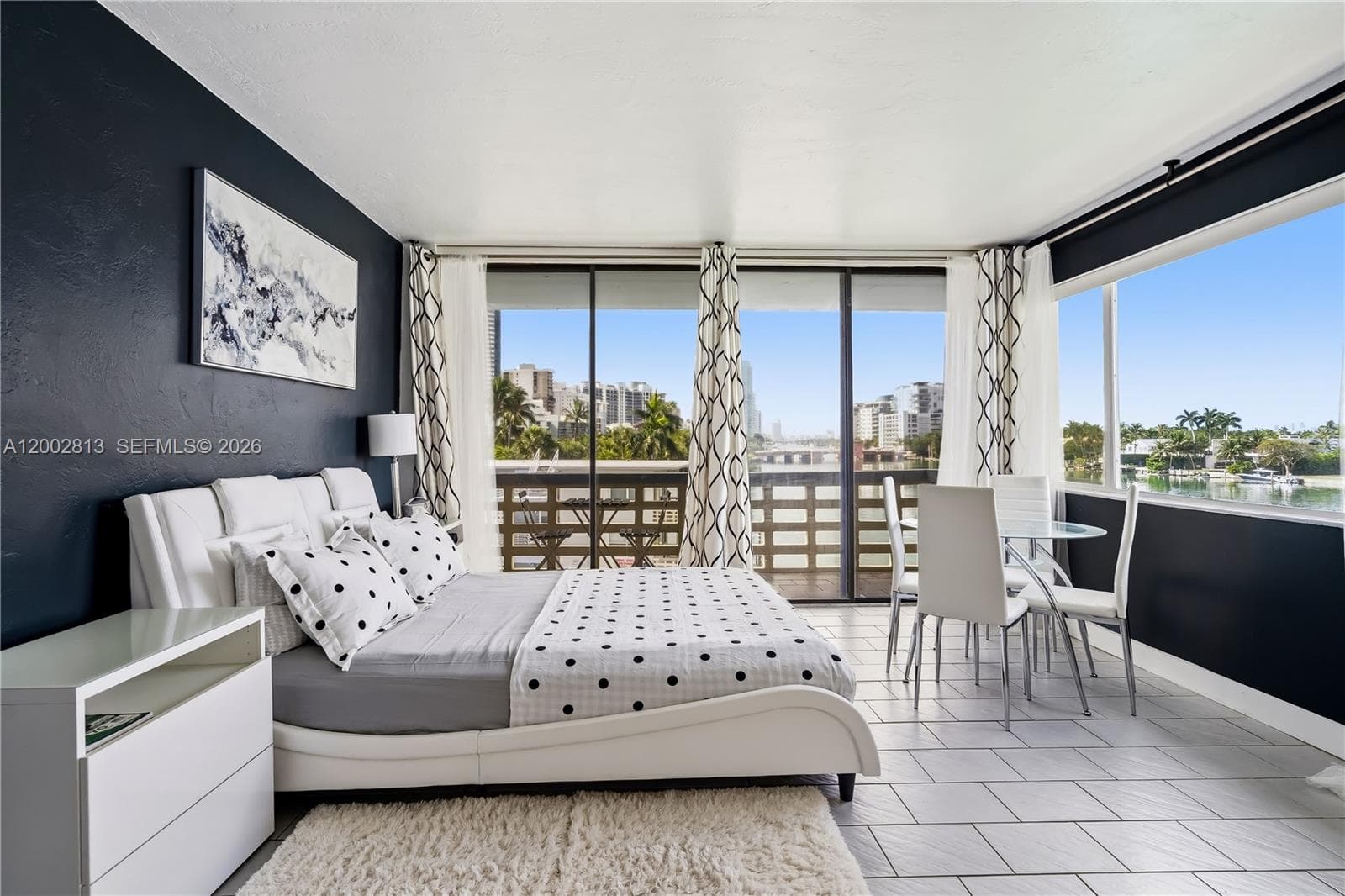 6484 Indian Creek Dr 317 photo 2