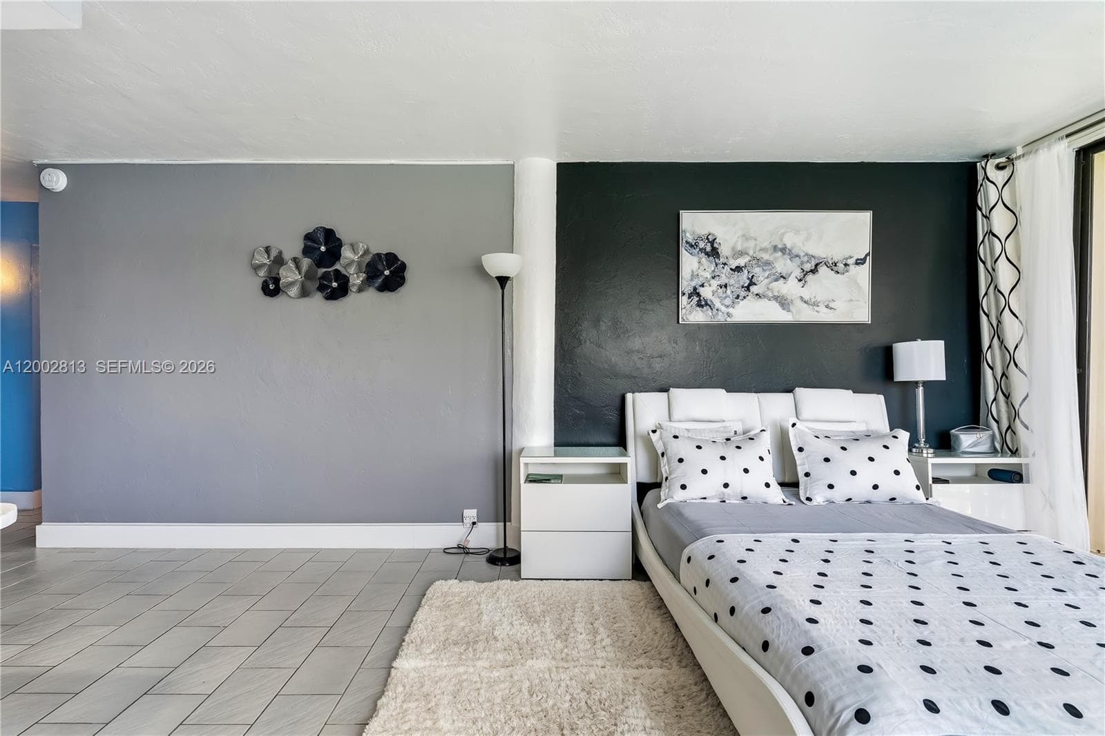 6484 Indian Creek Dr 317 photo 5