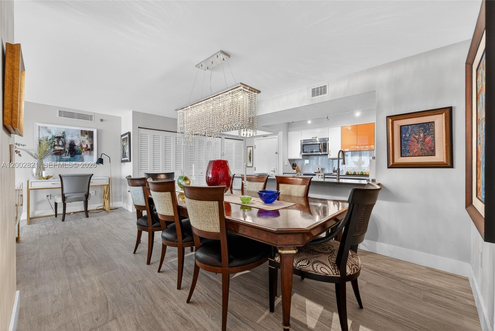 5757 Collins Ave 1104 photo 17