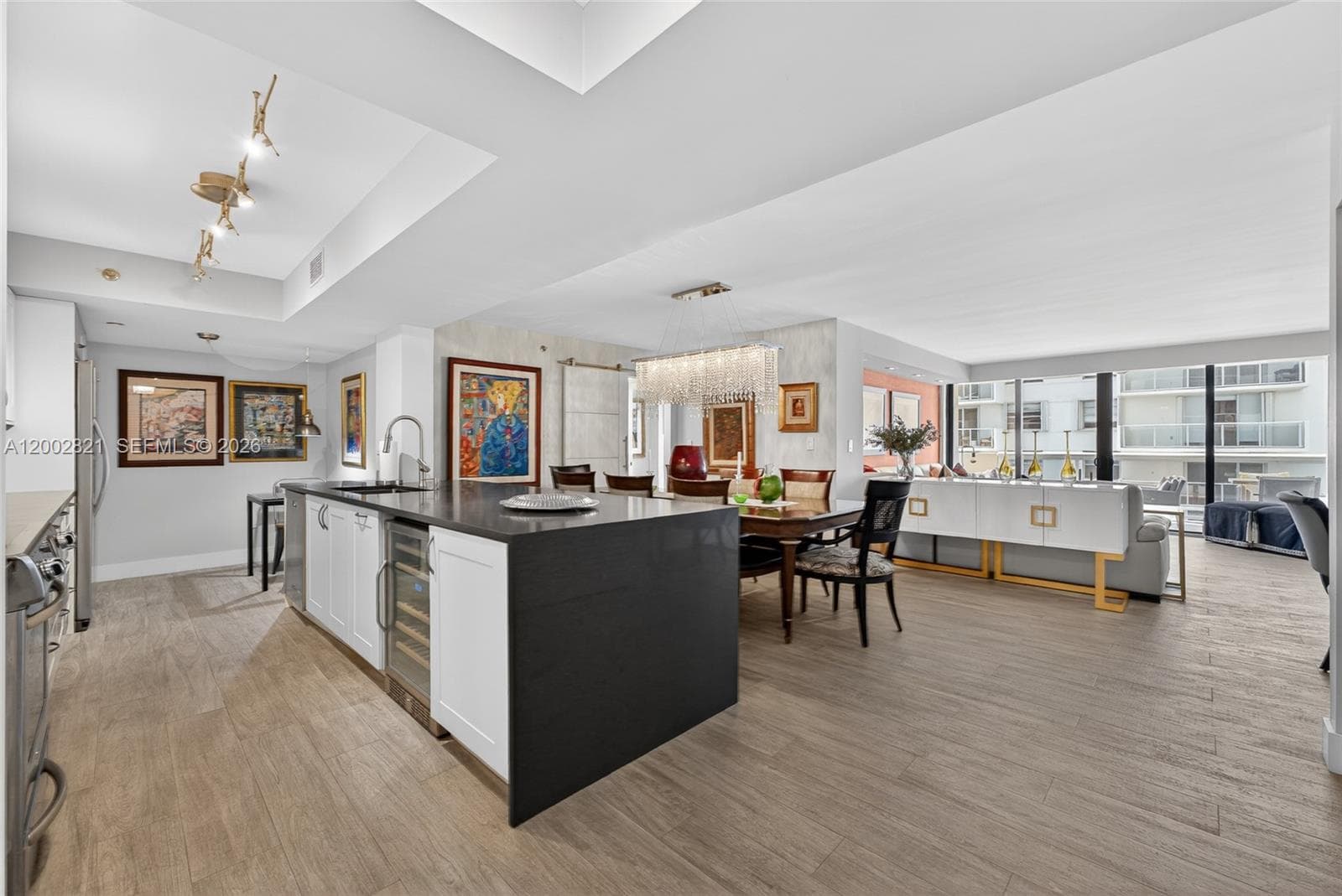 5757 Collins Ave 1104 photo 14