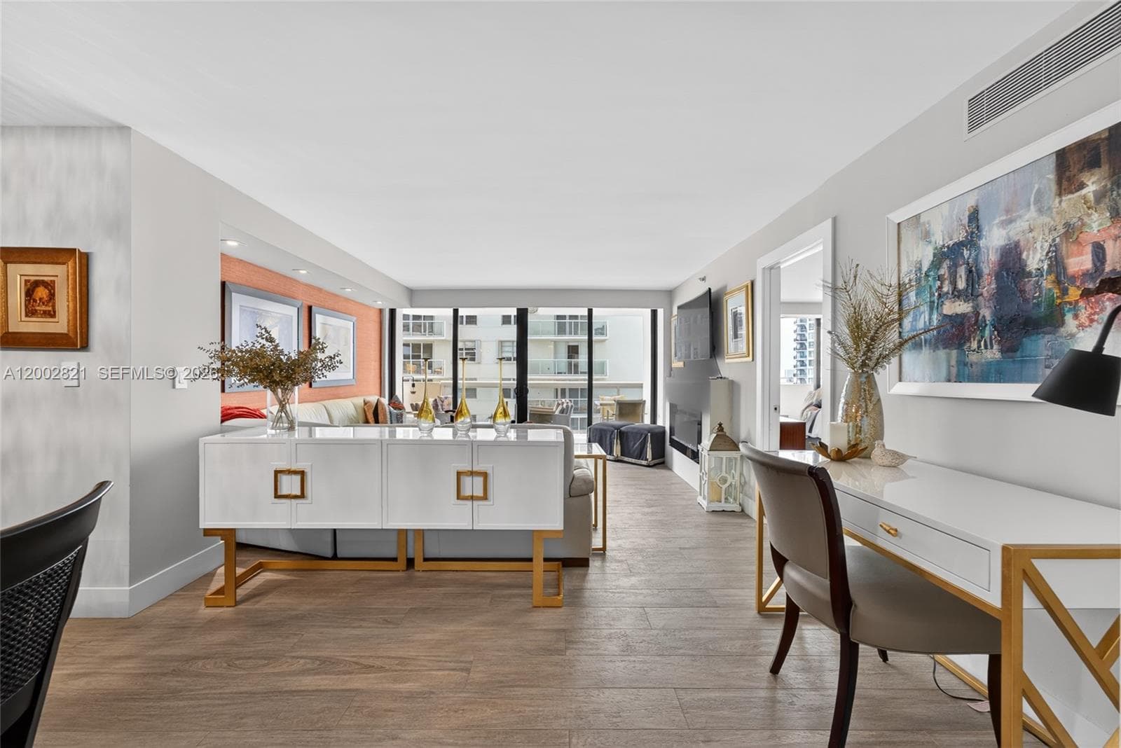 5757 Collins Ave 1104 photo 19