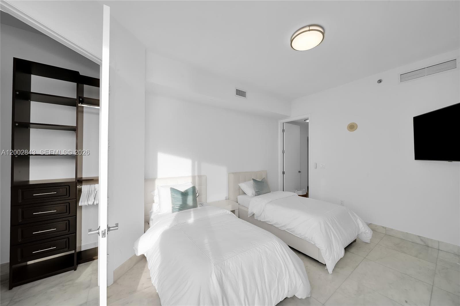 16001 COLLINS AVE 1406 photo 13