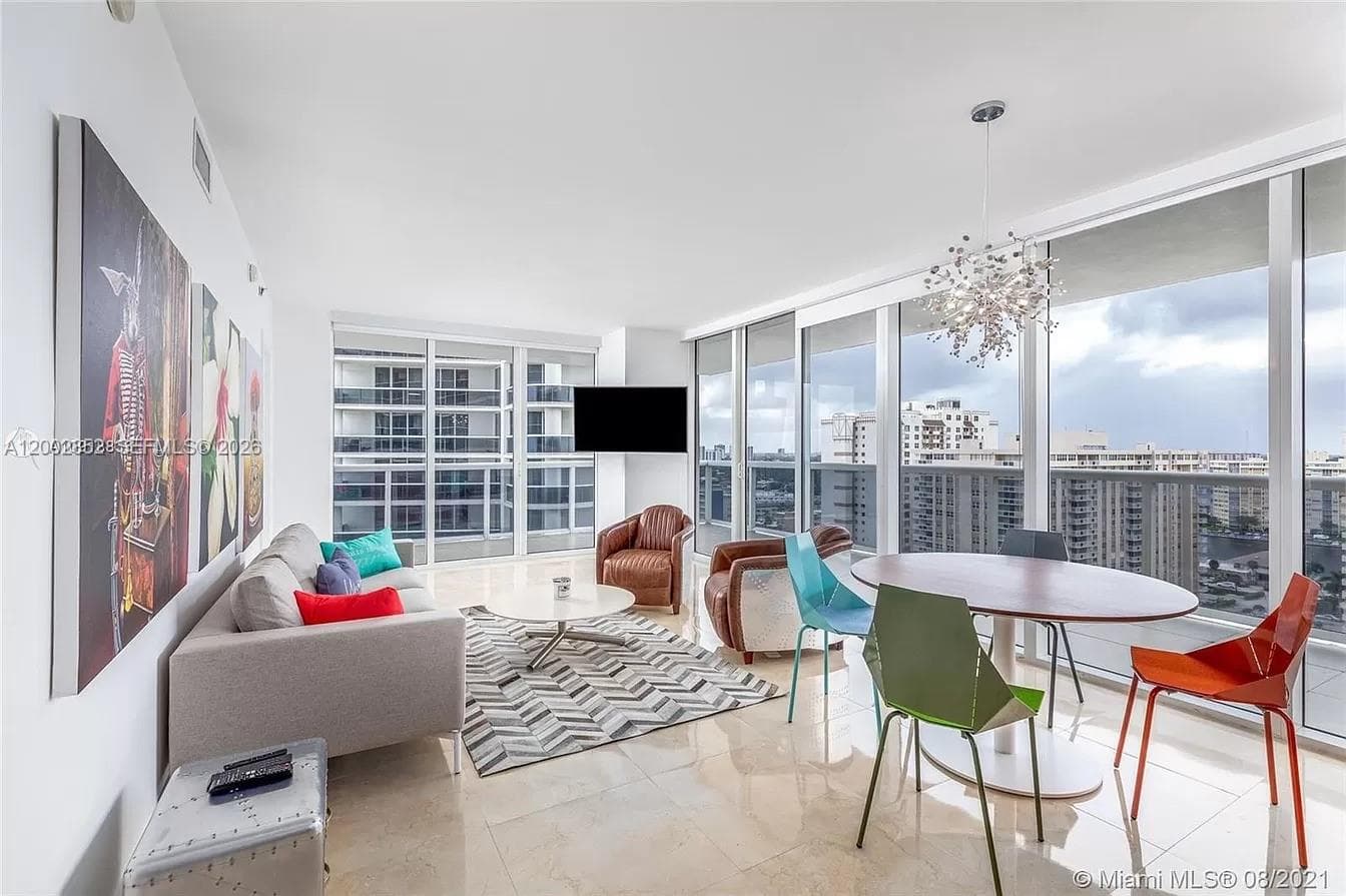 1830 Ocean Dr 1606 photo 6