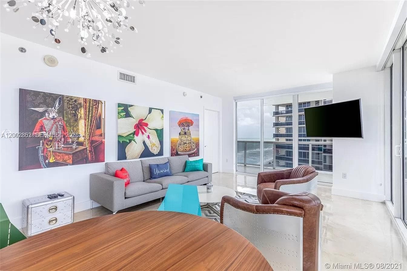 1830 Ocean Dr 1606 photo 7