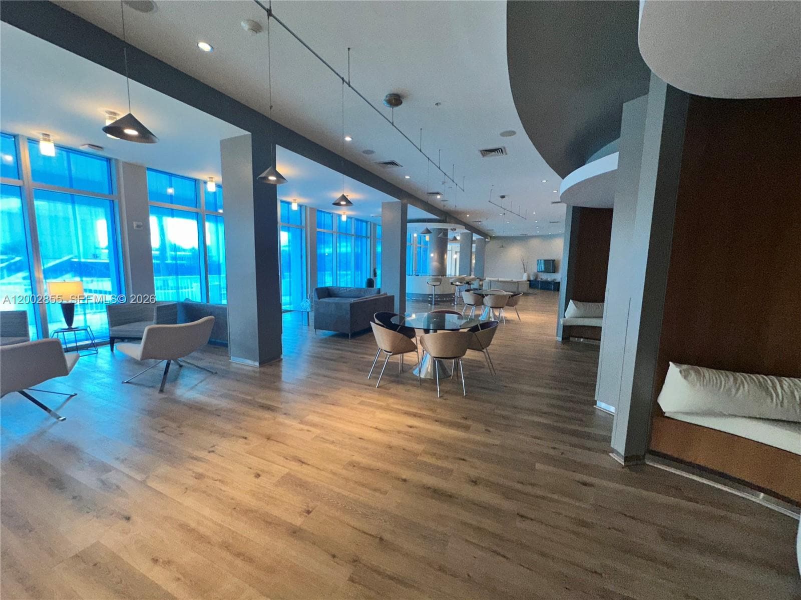 10275 Collins Ave 1428 photo 9