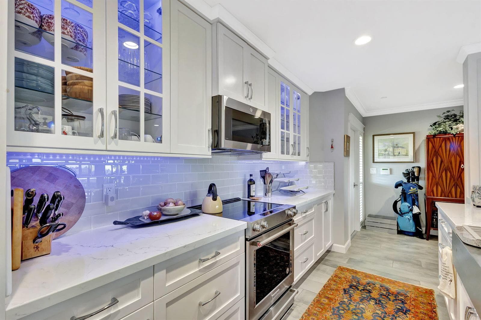 16910 Bay Street E E503 photo 17