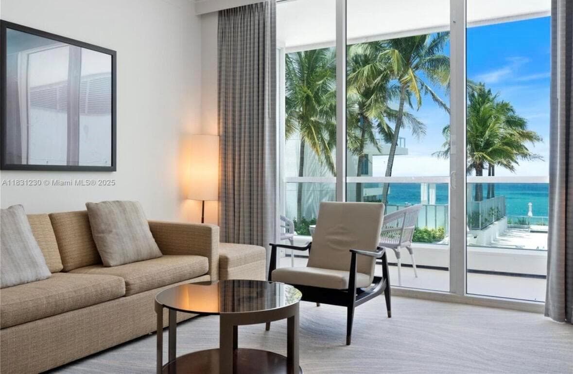 4391 Collins Avenue Unit 623 photo 1