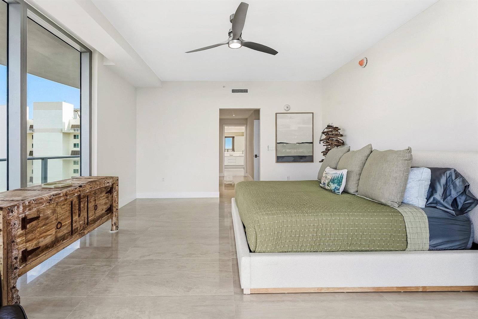 3100 N Ocean Drive 1702p photo 16