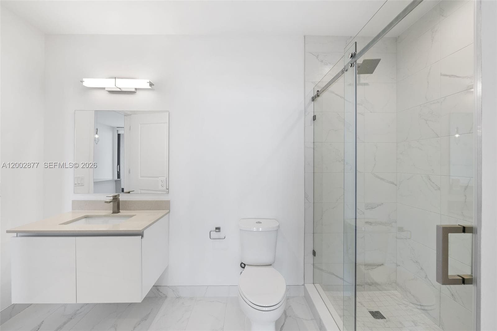 101 Diplomat Pkwy 805 photo 21