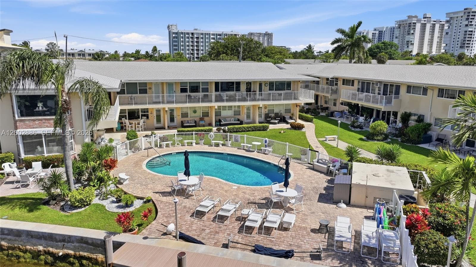 3216 12th St 8 photo 4