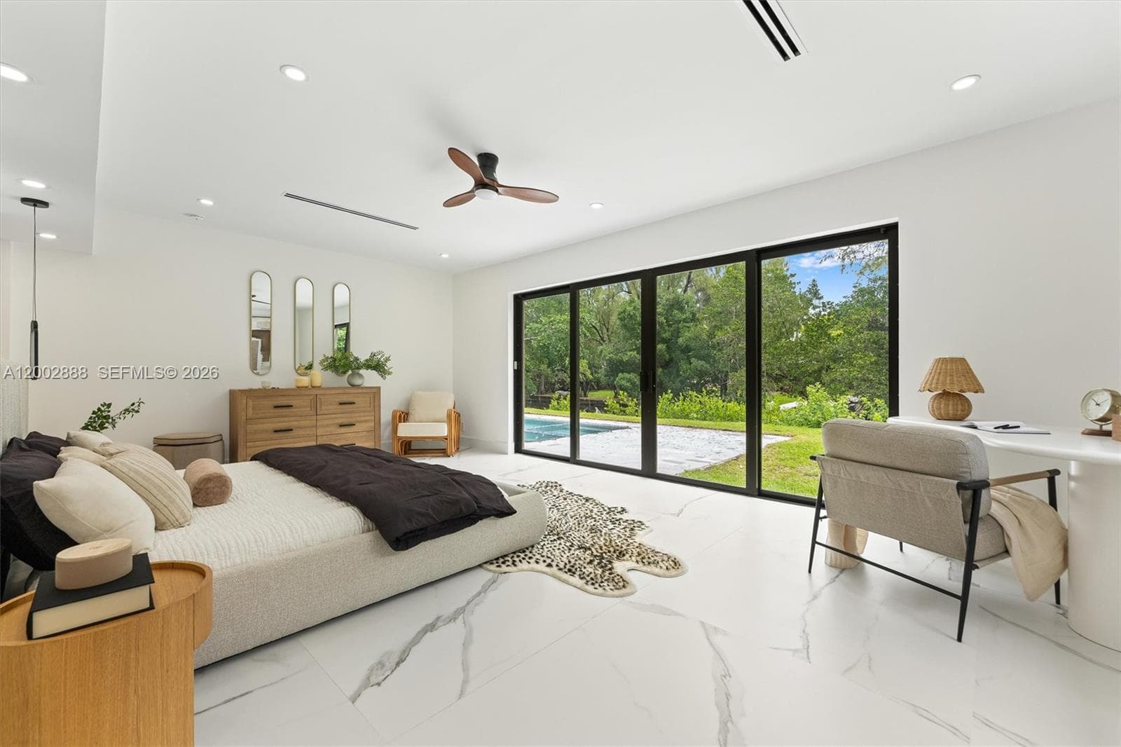 19731 24th Ave photo 17