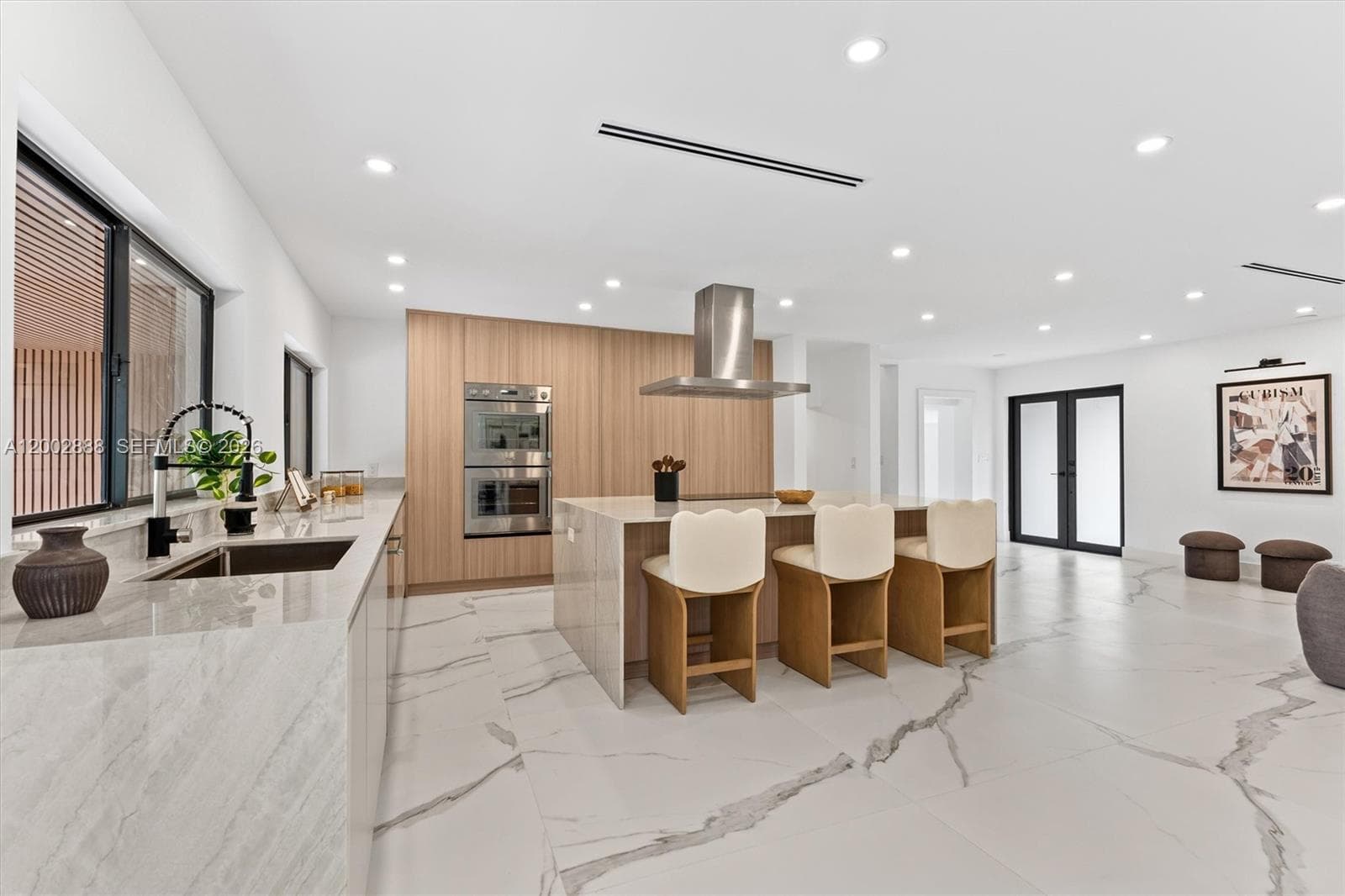 19731 24th Ave photo 3