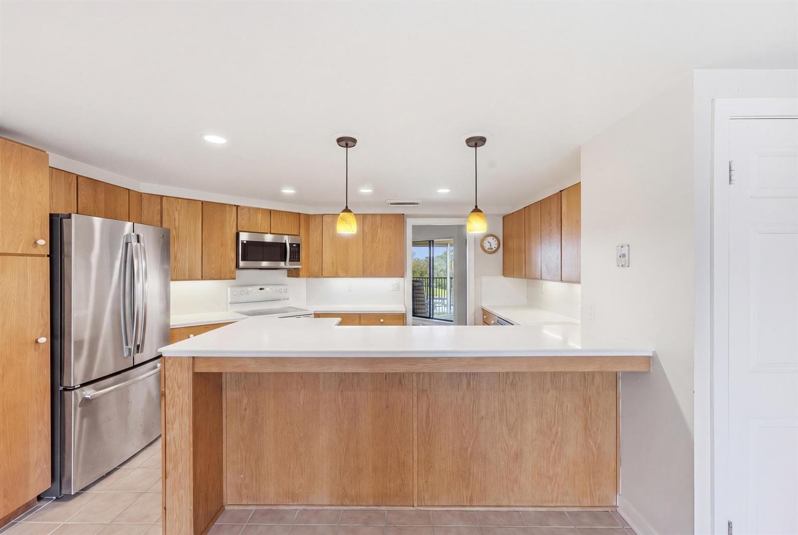 1109 E Marine Way E L4r photo 16