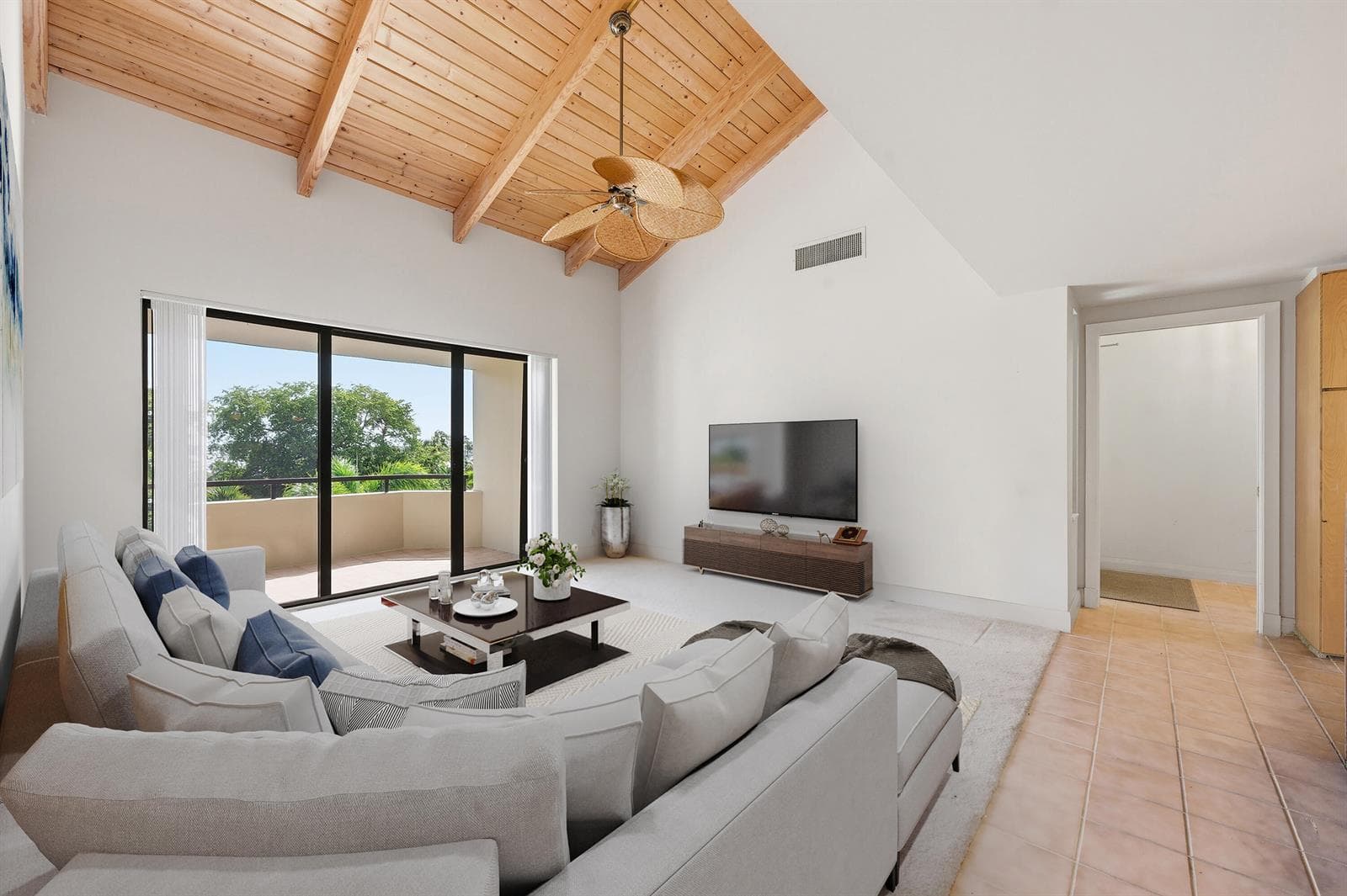 1109 E Marine Way E L4r photo 12