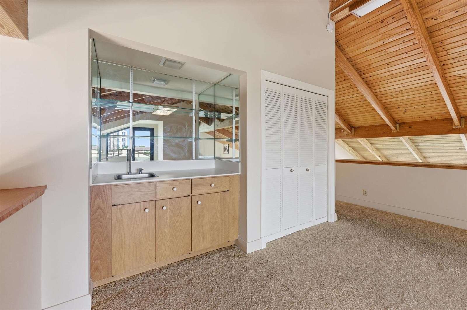 1109 E Marine Way E L4r photo 22