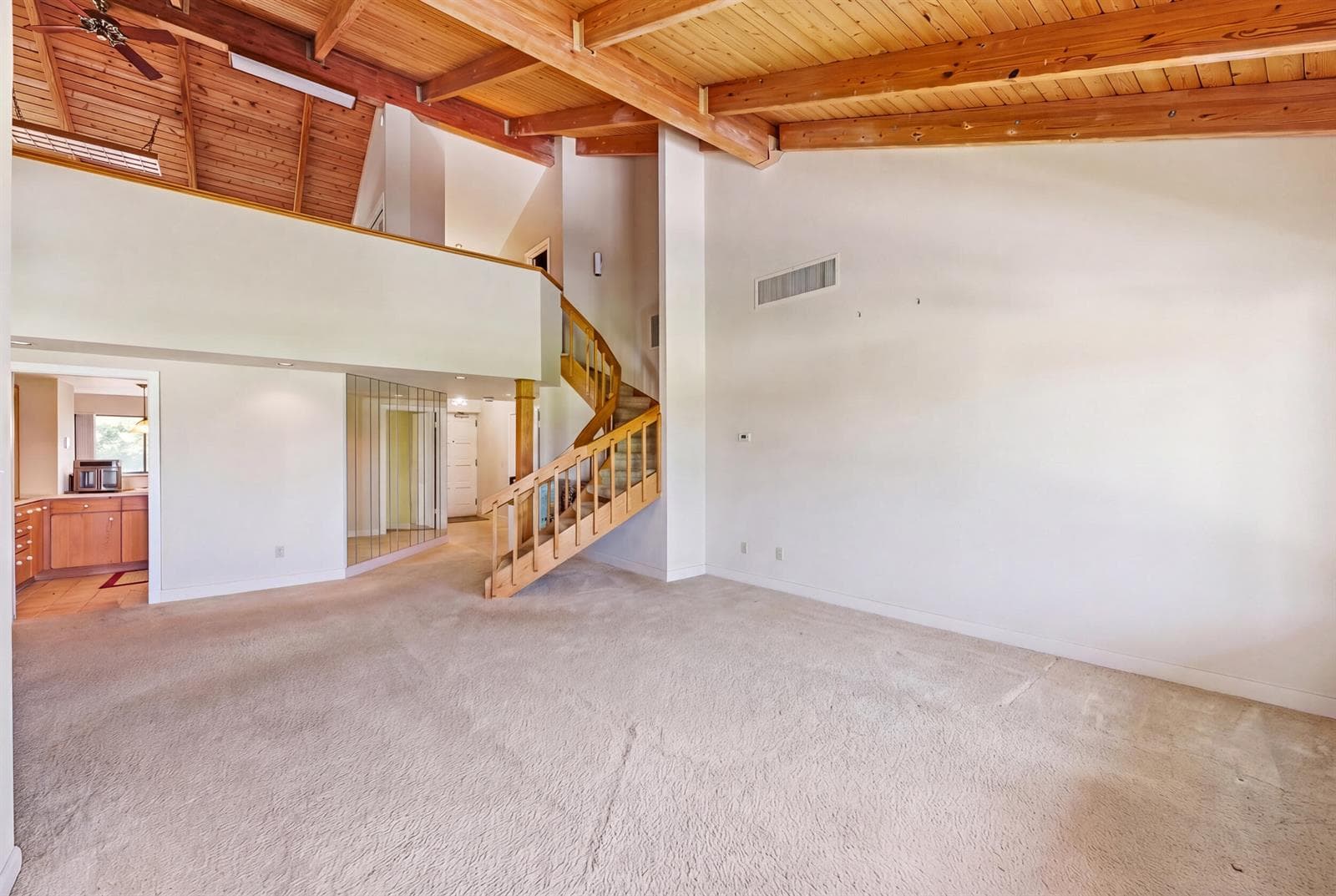 1109 E Marine Way E L4r photo 10