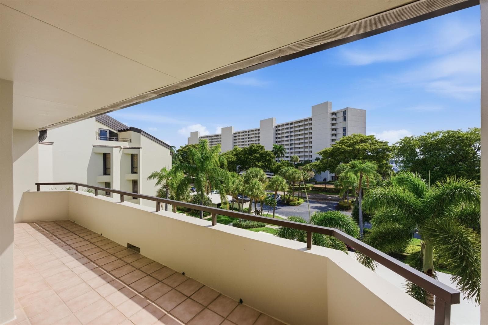 1109 E Marine Way E L4r photo 19