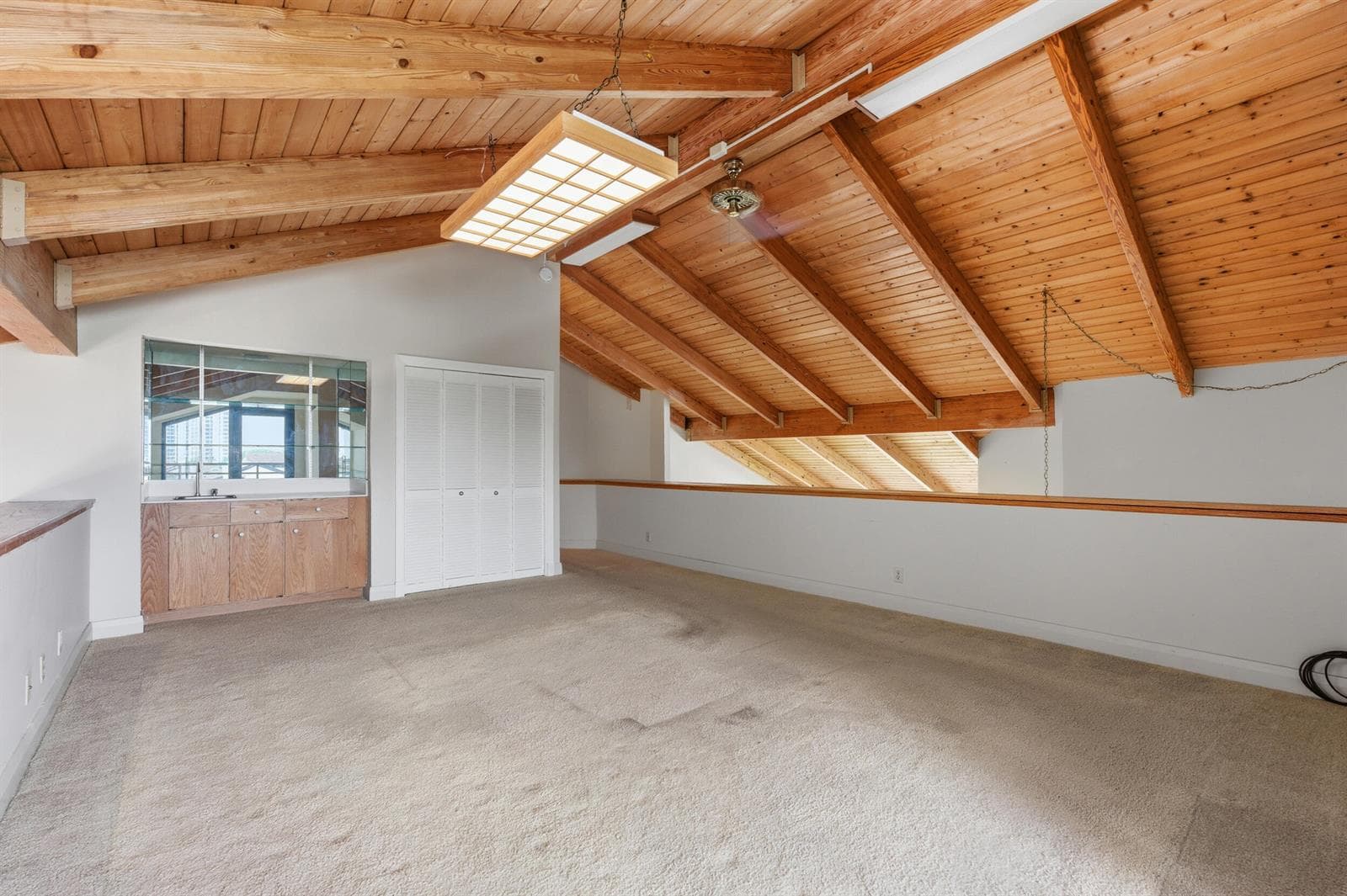 1109 E Marine Way E L4r photo 21